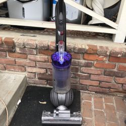 Like New Dyson Dc41 Vacuum Tested Works Perfectly when you come ill fully test it for you 