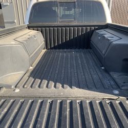 Toyota Tacoma Short Bed Boxes 
