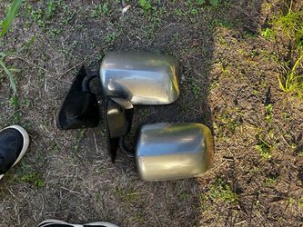 Chrome mirrors Chevy / GMC 88-98