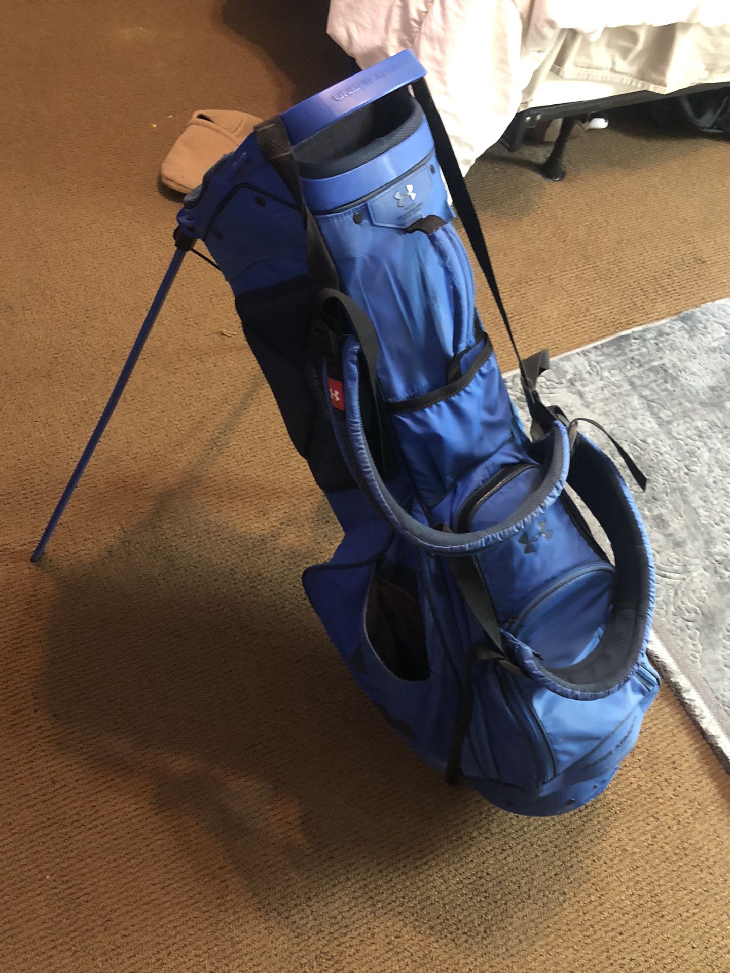 Ghost Golf Bag for Sale in San Antonio, TX - OfferUp