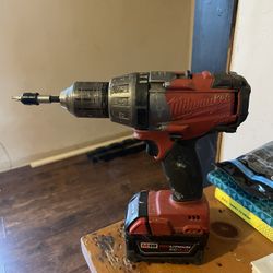Milwaukee M18 Hammer Drill W/ 5.0 Battery 