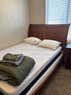 Queen bedroom set