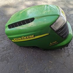 John Deere L110 Hood