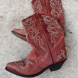 Women’s Size 7.5 Cowgirl Boots RC5001