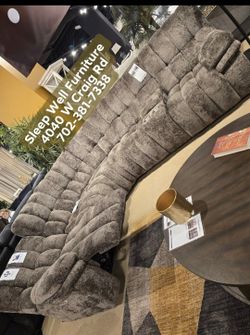 ✨️Reclining Sectionals Sofas ✨️ Furniture Sectionals, Bedrooms, Dining Avail