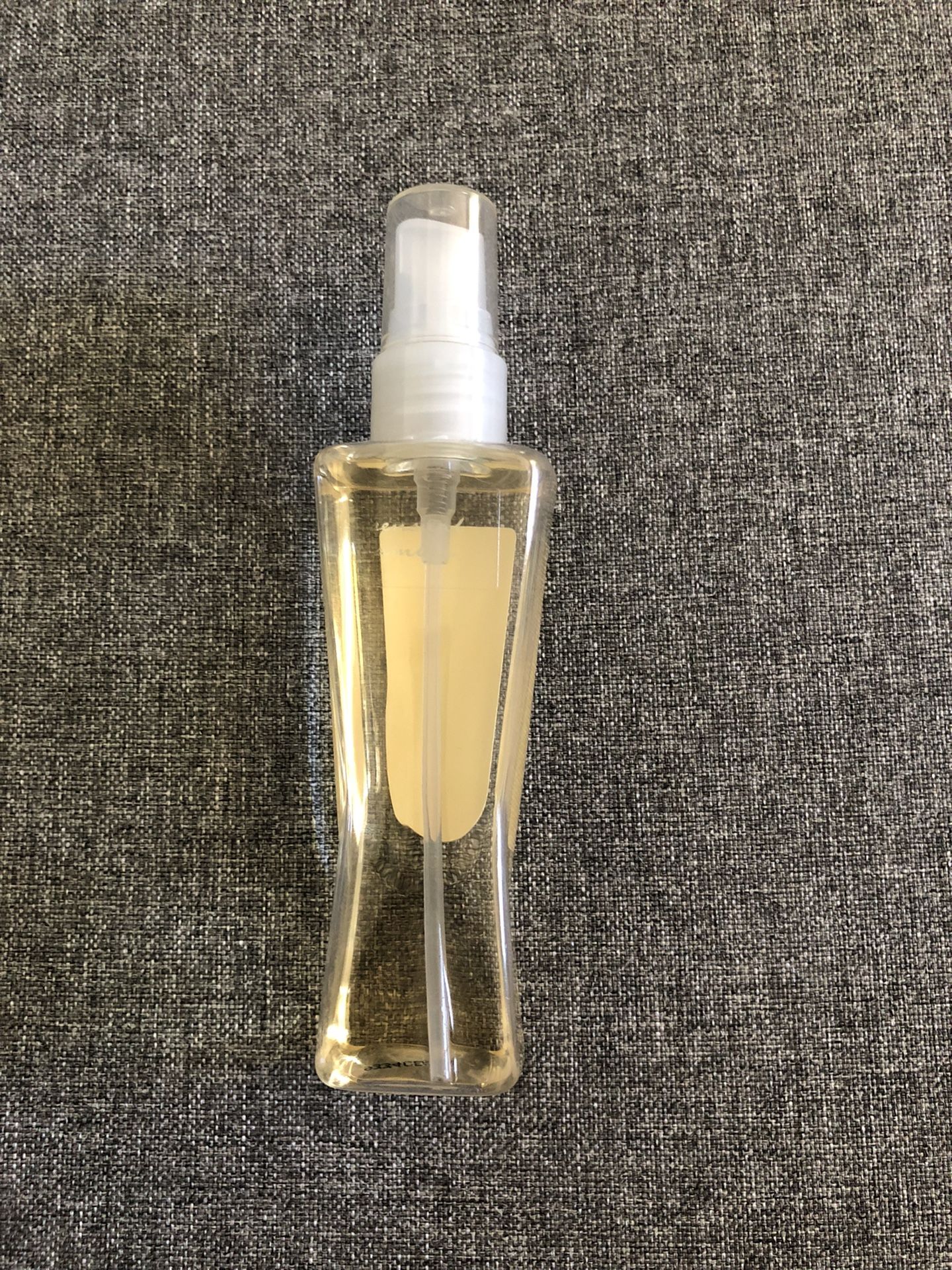 Bath & Body Works Sensual Amber Fragrance Mist (3oz)  