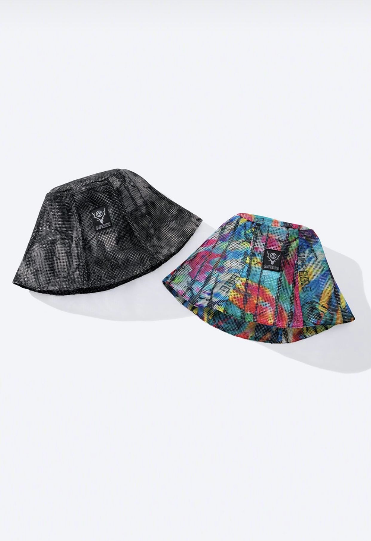 Supreme ®️ South2 West 8 Bush Tulip Hat