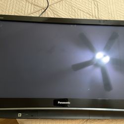 Panasonic Tv 40inch