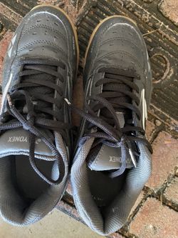 Yonex Female badminton Shoes