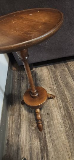 Small 2 Tier ANTIQUE table