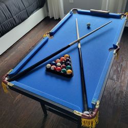Mini Billards/Pool Table