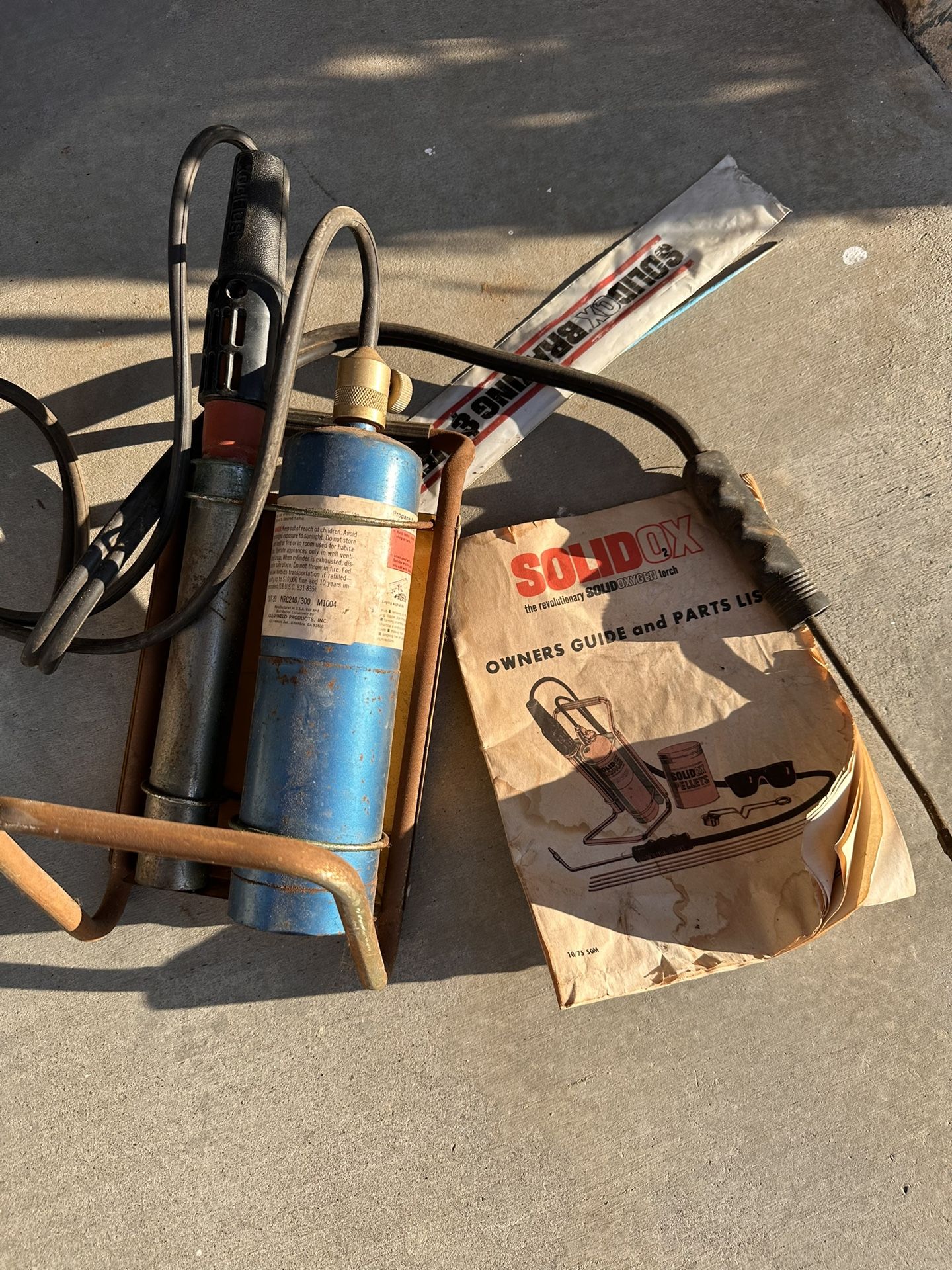Solid Oxygen Torch