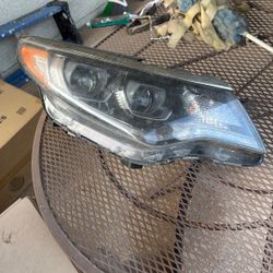 2018 Kia Optima Passengers Headlight 