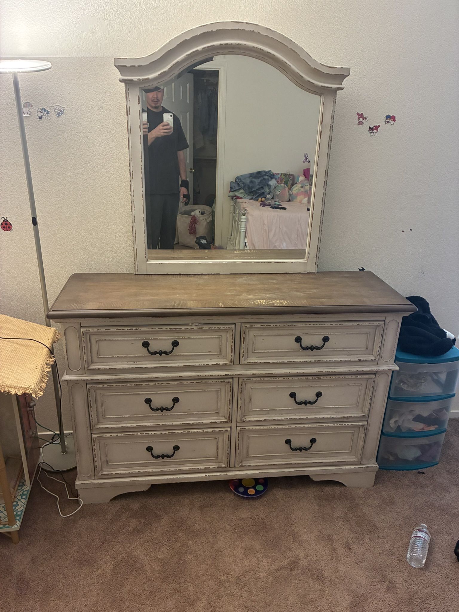 Kids Dresser And Mirror