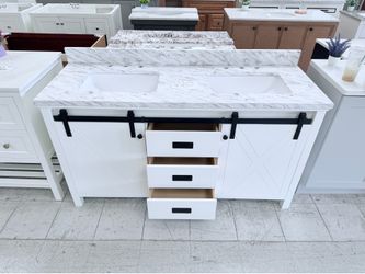 White bathroom vanity 61”in