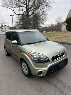 2013 KIA SOUL