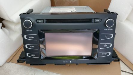 Toyota Highlander 2014-2019 Stereo unit. Original