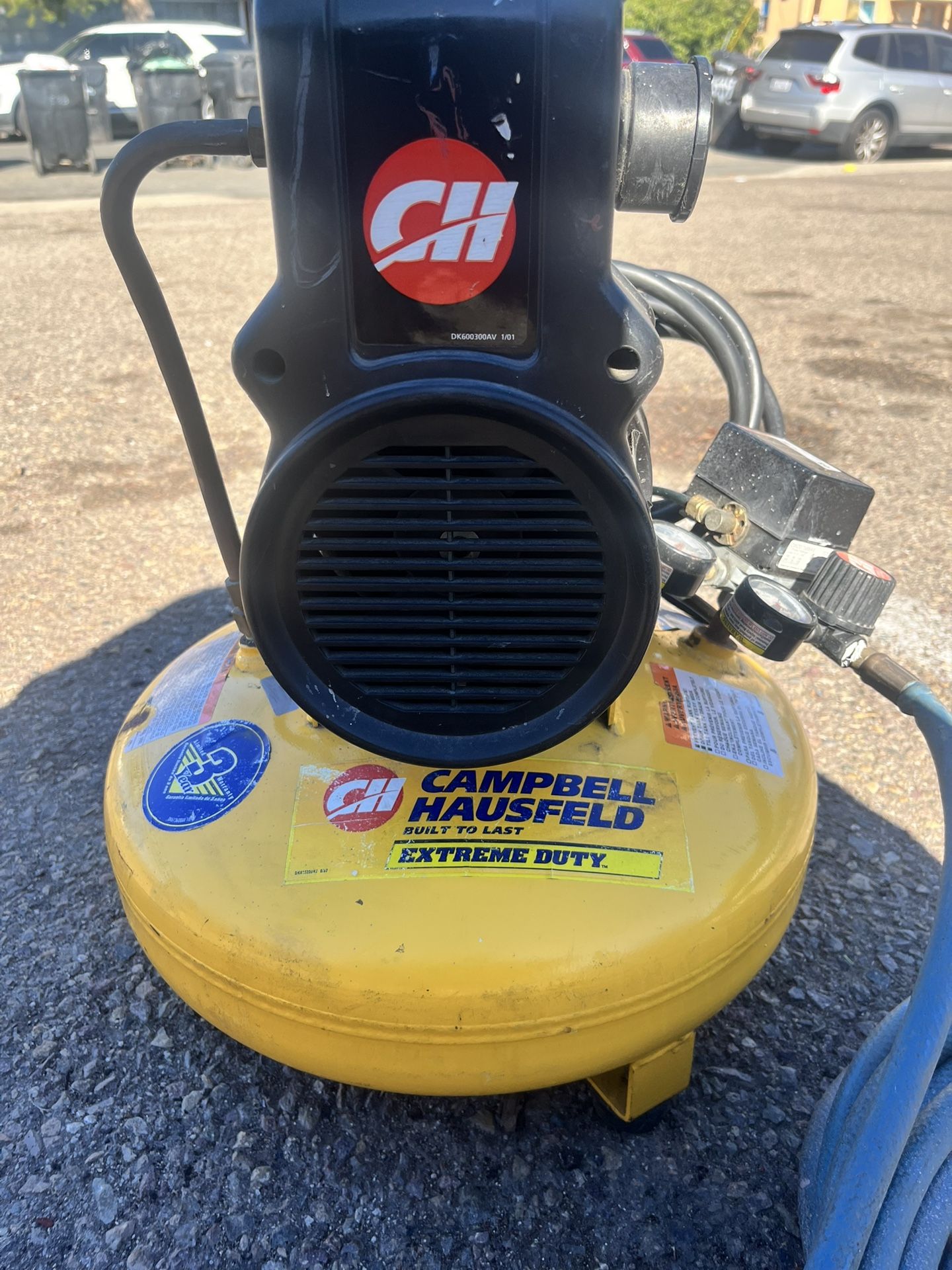 Campbell Hausfeld 4 Gallon Air Compressor 