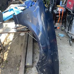Mustang New Edge Fender 99-04(Right Side)