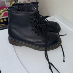 Kids Dr martens Boots 