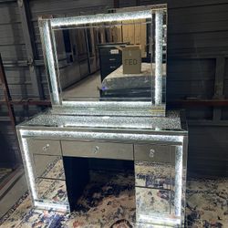 VANITY ON CLEARANCE PRICE 📦 