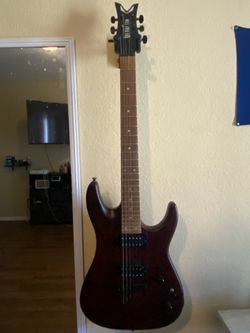 Dean vendetta guitar and amp