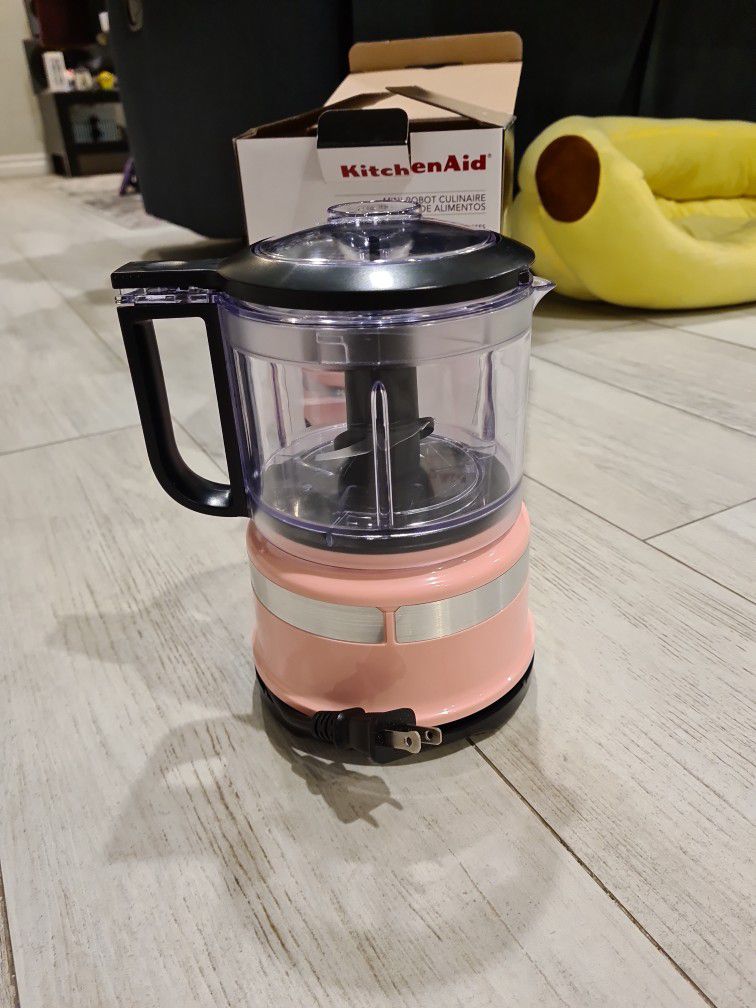 KitchenAid Mini Food Processor 3.5 Cup Guava Glaze for Sale in Brooklyn, NY  - OfferUp