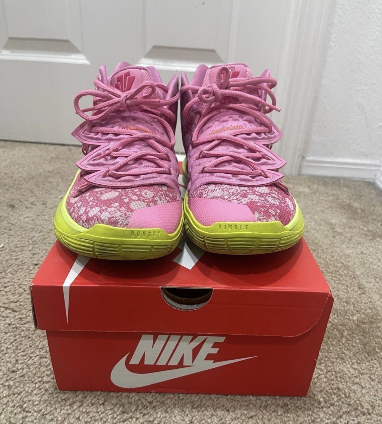 Nike Kyrie Spongebob Patrick Lotus Pink/University Red Size