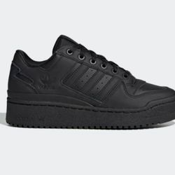 Adidas Womens Size 5.5