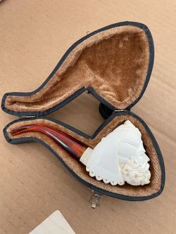 Meerschaum tobacco pipe