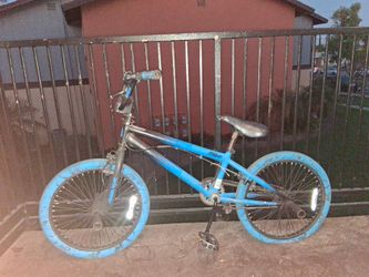 BMX BIKE