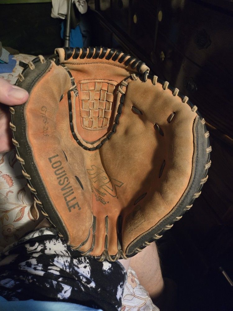 TPS Softball Catchers Mitt