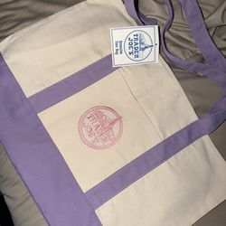 Large Trader Joe’s tote bag