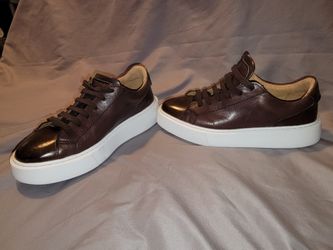 CLARKS SHOES