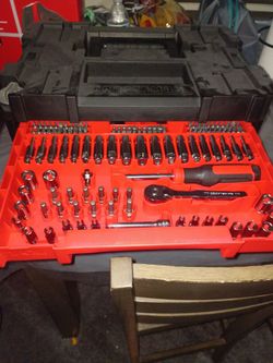 Craftsman 230 Piece Mechanic Tool