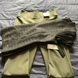 There Is A 2 Pieces They Are Brand New Both The Size Is M The Color Is Black & Olive  Both For $ 55 Total 