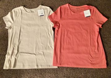 NWT Women’s L Croft & Barrow Crew Neck Tops