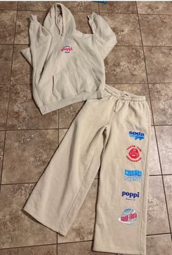 Women’s medium lounge set