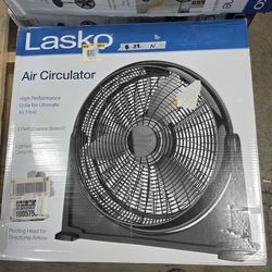 Lasko
20 in. 3 Speed Air Circulator Floor Fan for Home in Black with Wall Mount Option, Full Range Pivoting Head, Carry Handle