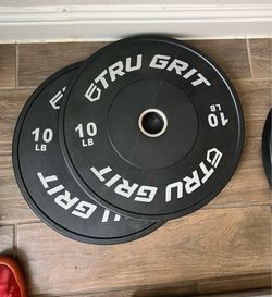 10lb bumper plates x2
