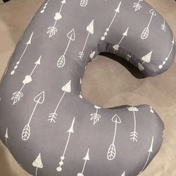 Boppy pillow