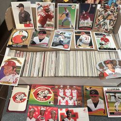 Cincinnati Reds 622 Common Baseball cards No Duplicates 