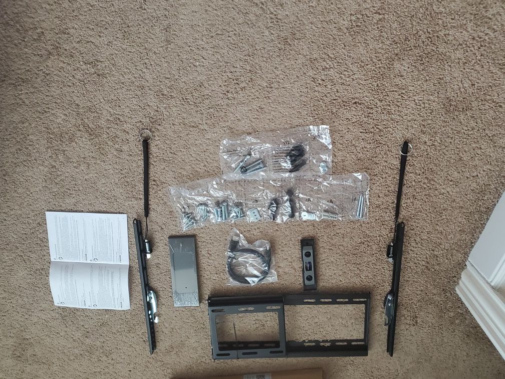 Tilt Universal TV wall mount 32-83 inch ... NEW in box... FREE hdmi cable and leveler
