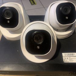 Reolink Security Camera System – 3 Cameras + NVR Box (Model RLN8-410)