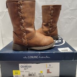Girls Toddler Size: 6 Boots