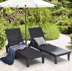 New Heavy Duty Set of 2 Outdoor Lounge Chairs Quick Assembly and Waterproof with Adjustable Backrest for Pool Beach Garden (Black)  New in box T-PCL23
