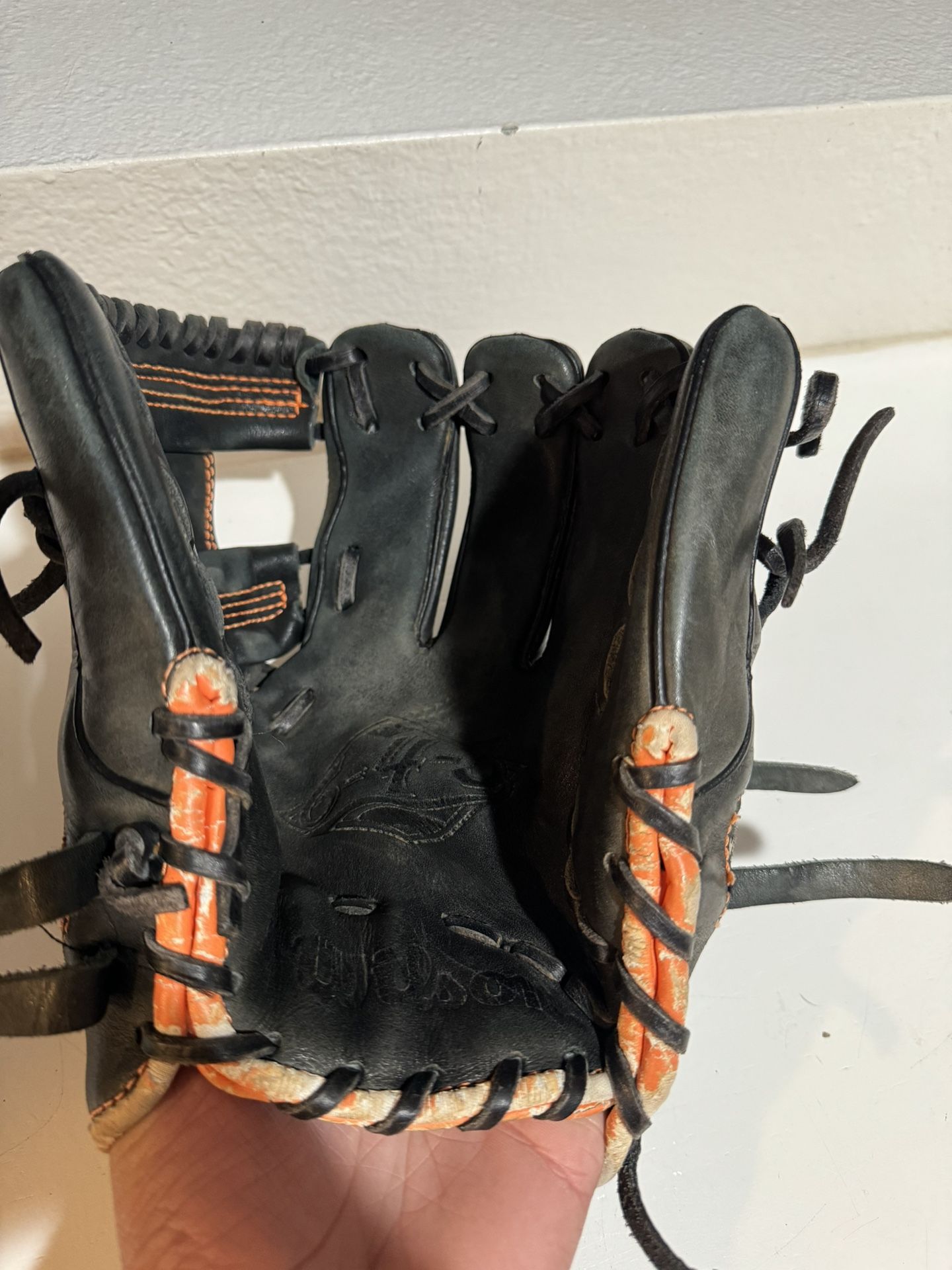 Wilson baseball glove for Sale in Chula Vista, CA OfferUp