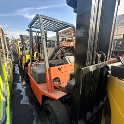 Datsun Forklift 2 Stages Pneumatic 5500 Lbs 