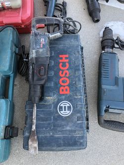 BOSH Rotary Hammer Drill