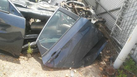 2016 Civic doors for parts